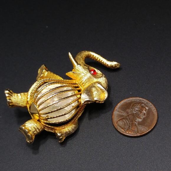 Vintage 1960s Elephant Brooch, Up Turned Trunk, Caged Rivoli Crystal Belly - Picture 7 of 10